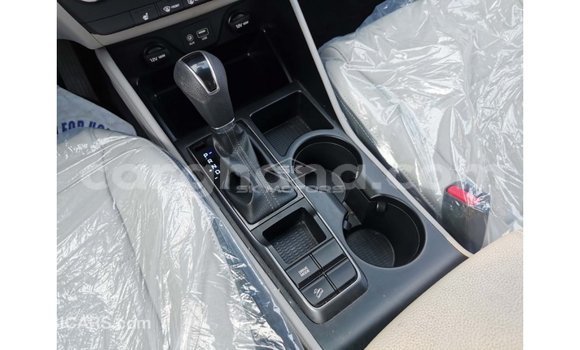 Sayi Imported Hyundai Tucson White Mota in Import - Dubai a Ashanti Sayi Imported Hyundai Tucson White Mota in Import - Dubai a Ashanti