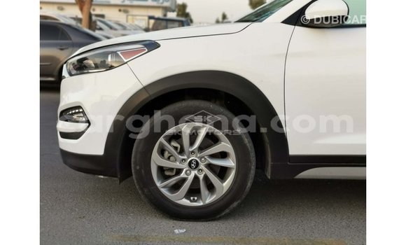 Sayi Imported Hyundai Tucson White Mota in Import - Dubai a Ashanti Sayi Imported Hyundai Tucson White Mota in Import - Dubai a Ashanti