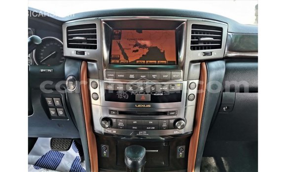 Ra Imported Lexus LX funfun Ọkọ̀ in Import - Dubai ni Ashanti Ra Imported Lexus LX funfun Ọkọ̀ in Import - Dubai ni Ashanti