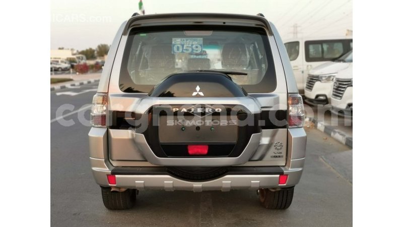 Big with watermark mitsubishi pajero ashanti import dubai 42650