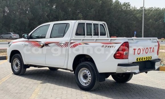 Ra Imported Toyota Hilux funfun Ọkọ̀ in Import - Dubai ni Ashanti Ra Imported Toyota Hilux funfun Ọkọ̀ in Import - Dubai ni Ashanti