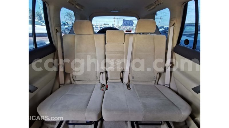 Big with watermark toyota prado ashanti import dubai 42654