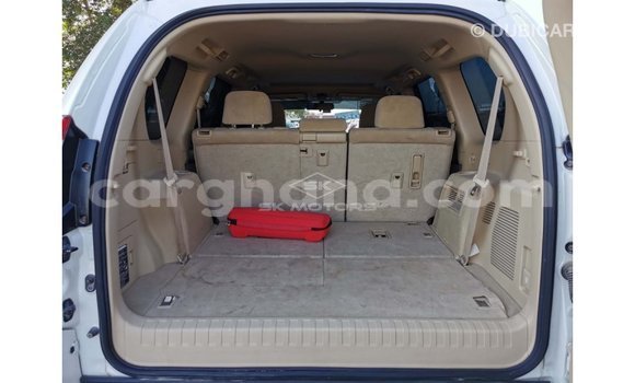 Buy Import Toyota Prado White Car in Import - Dubai in Ashanti Buy Import Toyota Prado White Car in Import - Dubai in Ashanti