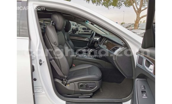 Buy Import Hyundai Genesis White Car in Import - Dubai in Ashanti Buy Import Hyundai Genesis White Car in Import - Dubai in Ashanti