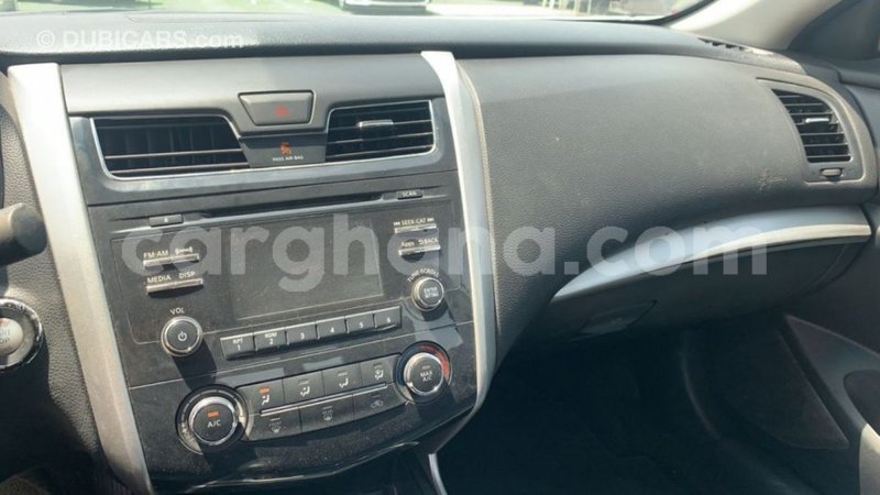 Big with watermark nissan altima ashanti import dubai 42660