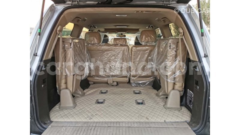 Big with watermark toyota land cruiser ashanti import dubai 42663