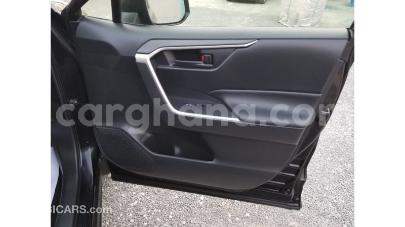 Big with watermark toyota 4runner ashanti import dubai 42666