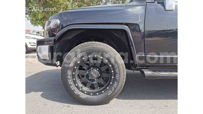 Big with watermark toyota fj cruiser ashanti import dubai 42667