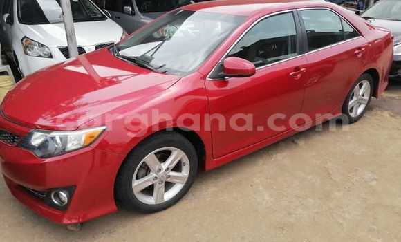 Sayi Na hannu Toyota Camry Red Mota in Accra a Greater Accra Sayi Na hannu Toyota Camry Red Mota in Accra a Greater Accra