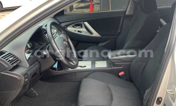 Sayi Na hannu Toyota Camry Azurfa Mota in Accra a Greater Accra Sayi Na hannu Toyota Camry Azurfa Mota in Accra a Greater Accra