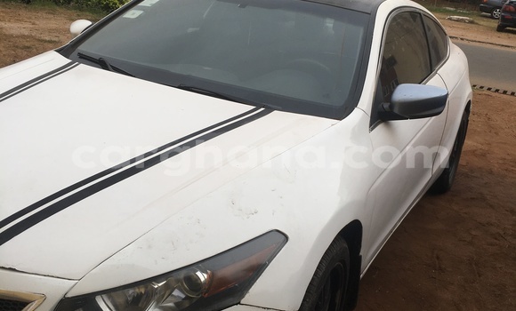 Sayi Na hannu Honda Accord White Mota in Tema a Greater Accra Sayi Na hannu Honda Accord White Mota in Tema a Greater Accra