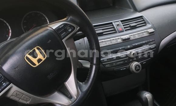 Sayi Na hannu Honda Accord White Mota in Tema a Greater Accra Sayi Na hannu Honda Accord White Mota in Tema a Greater Accra