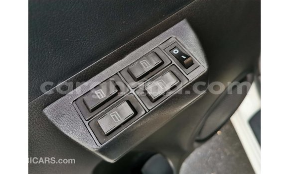 Buy Import Toyota Hilux White Car in Import - Dubai in Ashanti Buy Import Toyota Hilux White Car in Import - Dubai in Ashanti