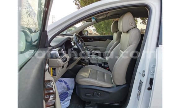 Buy Import Kia Sorento White Car in Import - Dubai in Ashanti Buy Import Kia Sorento White Car in Import - Dubai in Ashanti