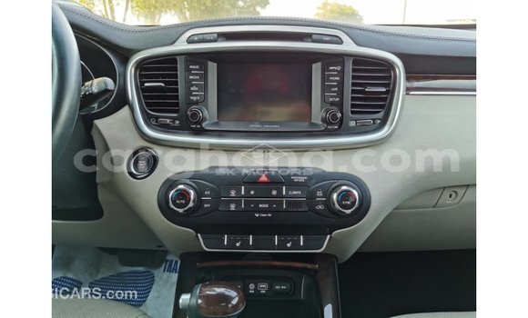 Buy Import Kia Sorento White Car in Import - Dubai in Ashanti Buy Import Kia Sorento White Car in Import - Dubai in Ashanti