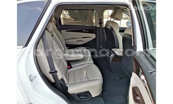Buy Import Kia Sorento White Car in Import - Dubai in Ashanti Buy Import Kia Sorento White Car in Import - Dubai in Ashanti