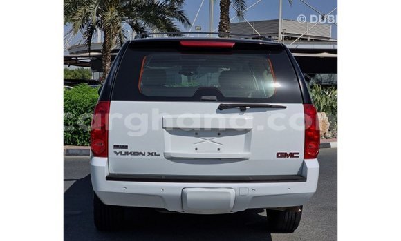 Sayi Imported GMC Yukon White Mota in Import - Dubai a Ashanti Sayi Imported GMC Yukon White Mota in Import - Dubai a Ashanti