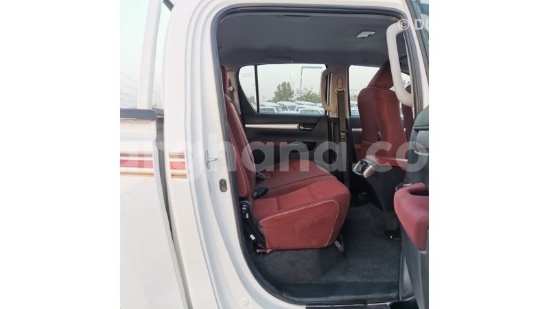 Big with watermark toyota hilux ashanti import dubai 42711