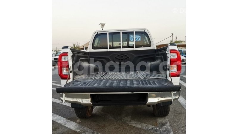 Big with watermark toyota hilux ashanti import dubai 42711