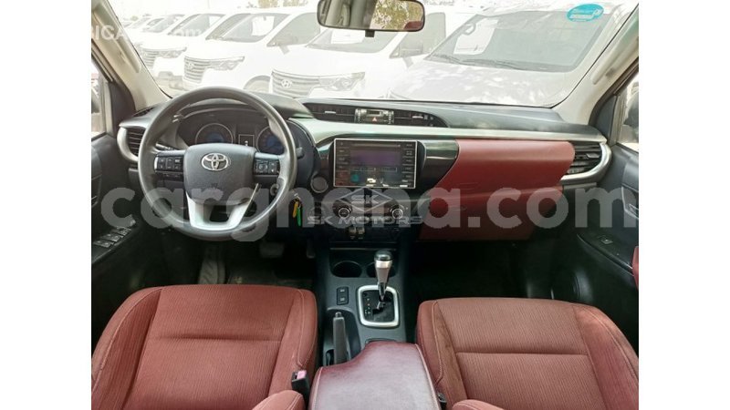 Big with watermark toyota hilux ashanti import dubai 42716