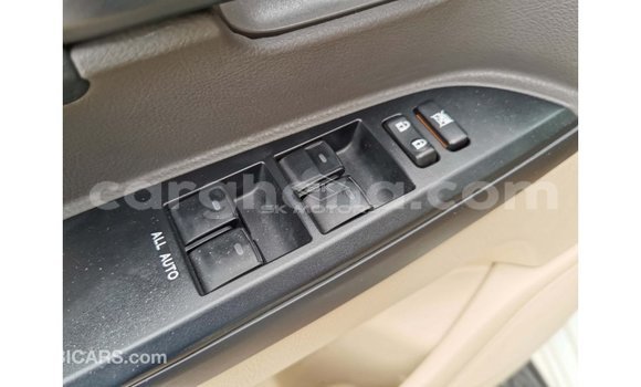 Buy Import Toyota Land Cruiser White Car in Import - Dubai in Ashanti Buy Import Toyota Land Cruiser White Car in Import - Dubai in Ashanti