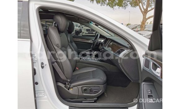 Buy Import Hyundai Genesis White Car in Import - Dubai in Ashanti Buy Import Hyundai Genesis White Car in Import - Dubai in Ashanti