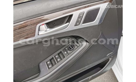 Buy Import Hyundai Genesis White Car in Import - Dubai in Ashanti Buy Import Hyundai Genesis White Car in Import - Dubai in Ashanti