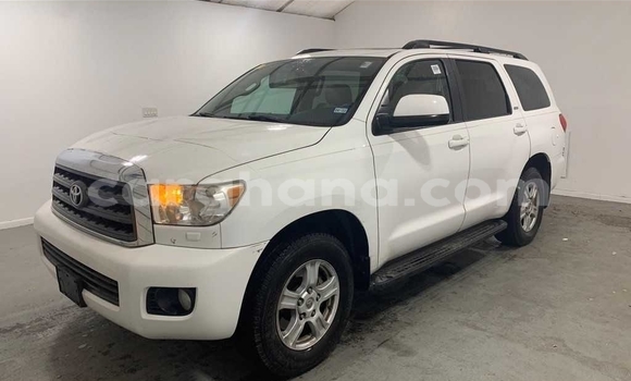 Buy Used Toyota Sequoia White Car in Accra in Greater Accra Buy Used Toyota Sequoia White Car in Accra in Greater Accra