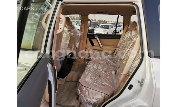 Buy Import Toyota Prado White Car in Import - Dubai in Ashanti Buy Import Toyota Prado White Car in Import - Dubai in Ashanti