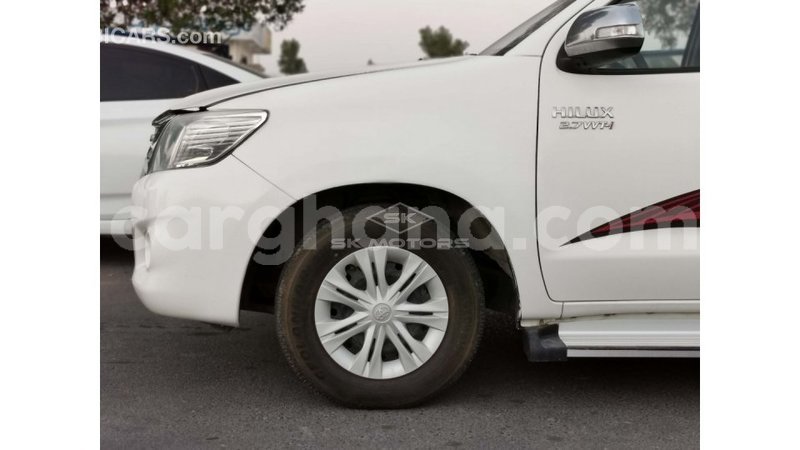 Big with watermark toyota hilux ashanti import dubai 42744