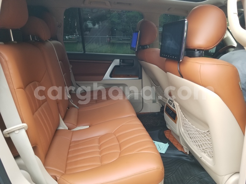 Big with watermark toyota land cruiser ashanti kumasi 42747