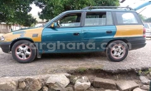 Sayi Na hannu Opel Vita Sauran Mota in Accra a Greater Accra Sayi Na hannu Opel Vita Sauran Mota in Accra a Greater Accra