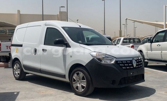 Ra Imported Renault 6 funfun Ọkọ̀ in Import - Dubai ni Ashanti Ra Imported Renault 6 funfun Ọkọ̀ in Import - Dubai ni Ashanti