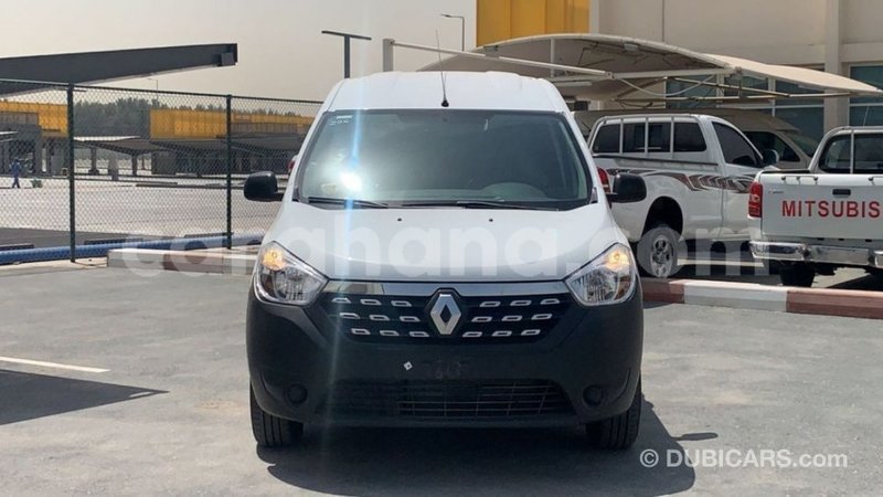 Big with watermark renault 6 ashanti import dubai 42766