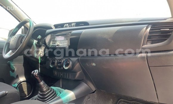 Ra Imported Toyota Hilux funfun Ọkọ̀ in Import - Dubai ni Ashanti Ra Imported Toyota Hilux funfun Ọkọ̀ in Import - Dubai ni Ashanti