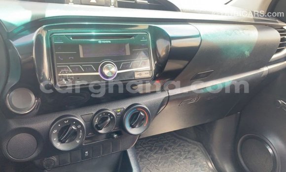 Ra Imported Toyota Hilux funfun Ọkọ̀ in Import - Dubai ni Ashanti Ra Imported Toyota Hilux funfun Ọkọ̀ in Import - Dubai ni Ashanti