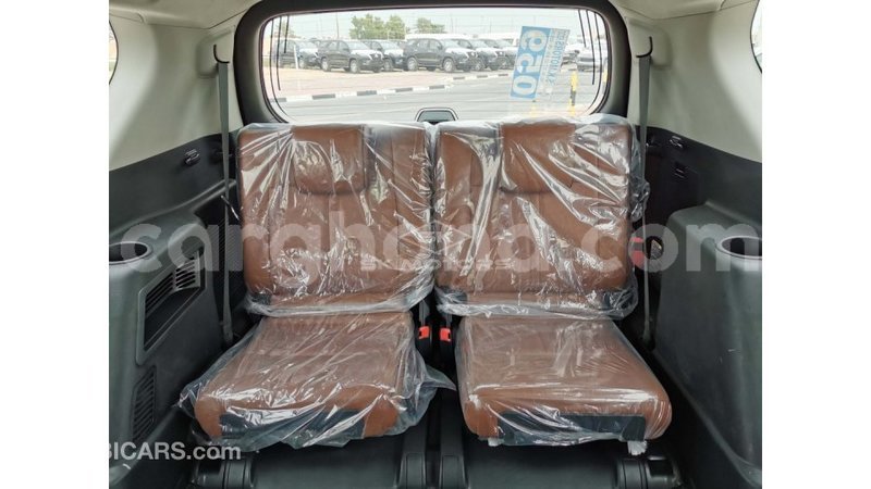 Big with watermark toyota prado ashanti import dubai 42768