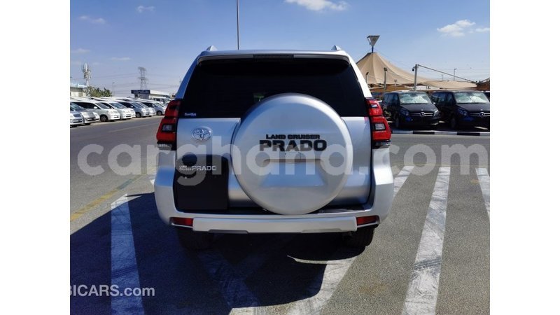 Big with watermark toyota prado ashanti import dubai 42770