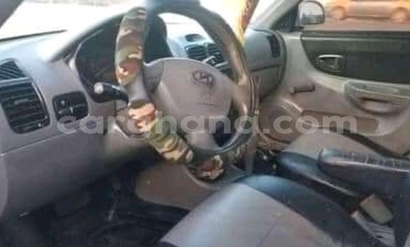 Sayi Na hannu Hyundai Accent White Mota in Accra a Greater Accra Sayi Na hannu Hyundai Accent White Mota in Accra a Greater Accra