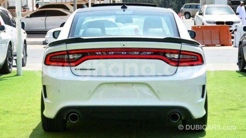 Big with watermark dodge charger ashanti import dubai 42815