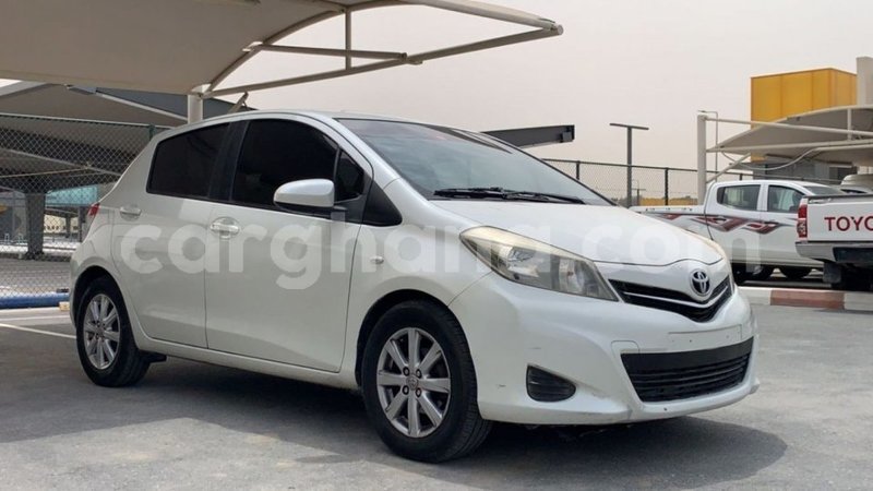 Big with watermark toyota yaris ashanti import dubai 42816