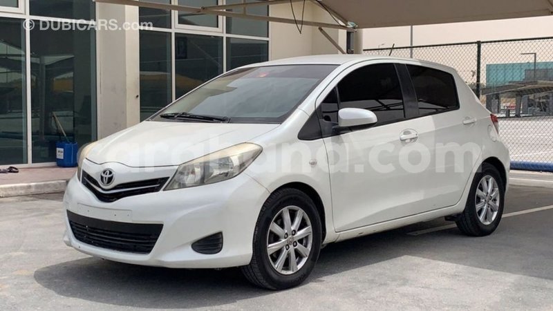 Big with watermark toyota yaris ashanti import dubai 42816