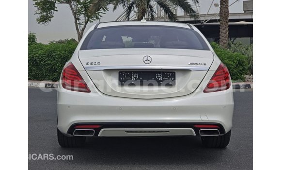 Ra Imported Mercedes-Benz A200 funfun Ọkọ̀ in Import - Dubai ni Ashanti Ra Imported Mercedes-Benz A200 funfun Ọkọ̀ in Import - Dubai ni Ashanti