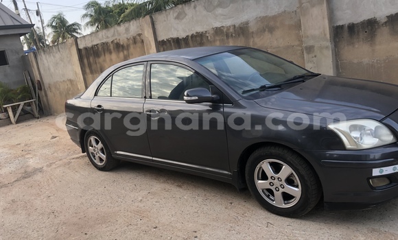 Sayi Na hannu Toyota Avensis Azurfa Mota in Accra a Greater Accra Sayi Na hannu Toyota Avensis Azurfa Mota in Accra a Greater Accra