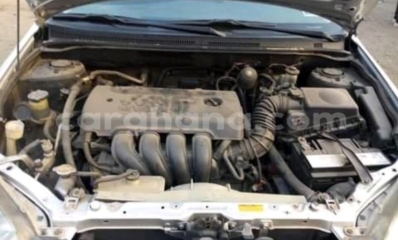 Sayi Na hannu Toyota Corolla Azurfa Mota in Accra a Greater Accra Sayi Na hannu Toyota Corolla Azurfa Mota in Accra a Greater Accra