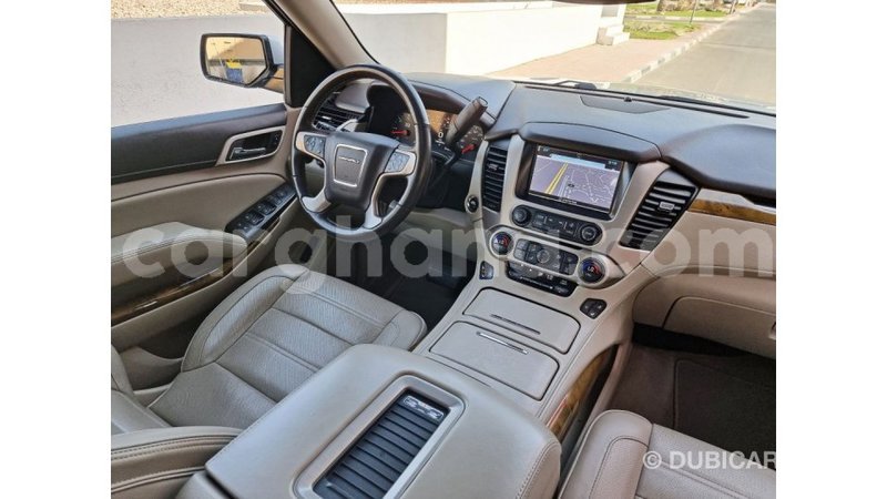 Big with watermark gmc yukon ashanti import dubai 42847