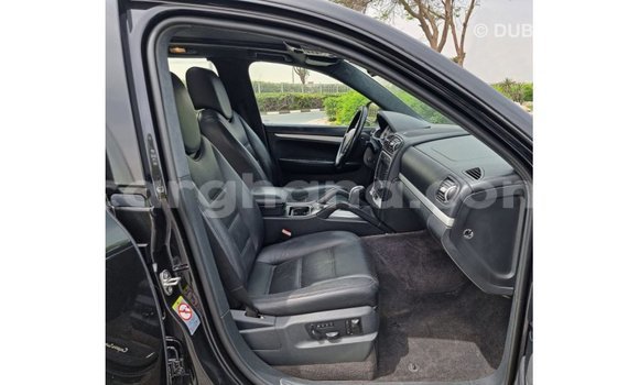 Ra Imported Porsche Cayenne Black Ọkọ̀ in Import - Dubai ni Ashanti Ra Imported Porsche Cayenne Black Ọkọ̀ in Import - Dubai ni Ashanti