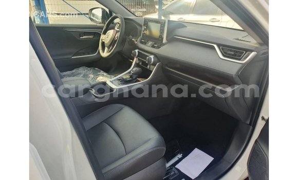 Buy Import Toyota 4Runner White Car in Import - Dubai in Ashanti Buy Import Toyota 4Runner White Car in Import - Dubai in Ashanti