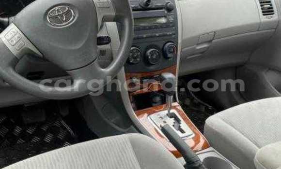 Sayi Na hannu Toyota Corolla Azurfa Mota in Accra a Greater Accra Sayi Na hannu Toyota Corolla Azurfa Mota in Accra a Greater Accra