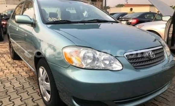 Sayi Na hannu Toyota Corolla Azurfa Mota in Accra a Greater Accra Sayi Na hannu Toyota Corolla Azurfa Mota in Accra a Greater Accra